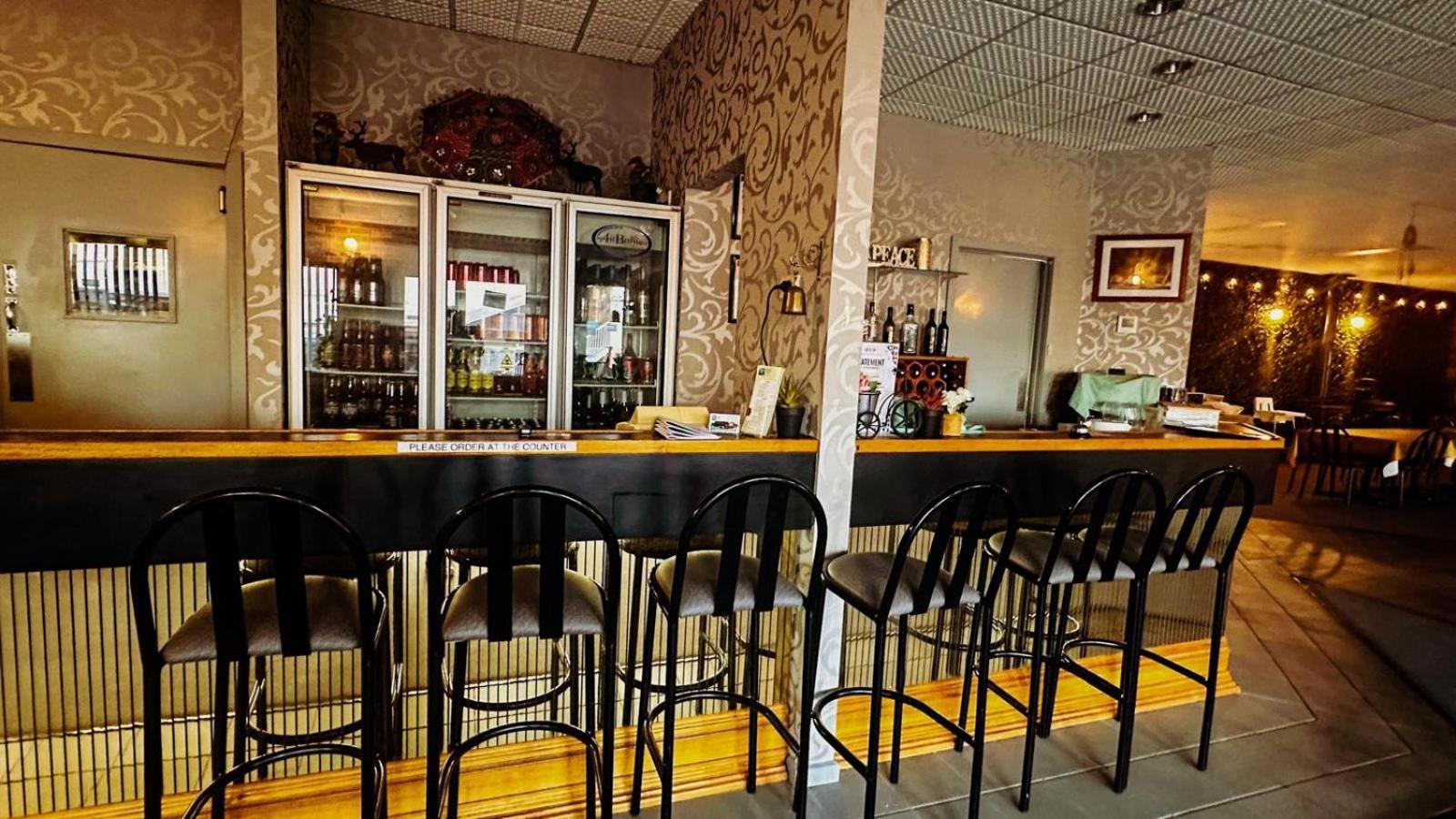Mountain Creek Motel Bar & Restaurant Mount Beauty Ngoại thất bức ảnh